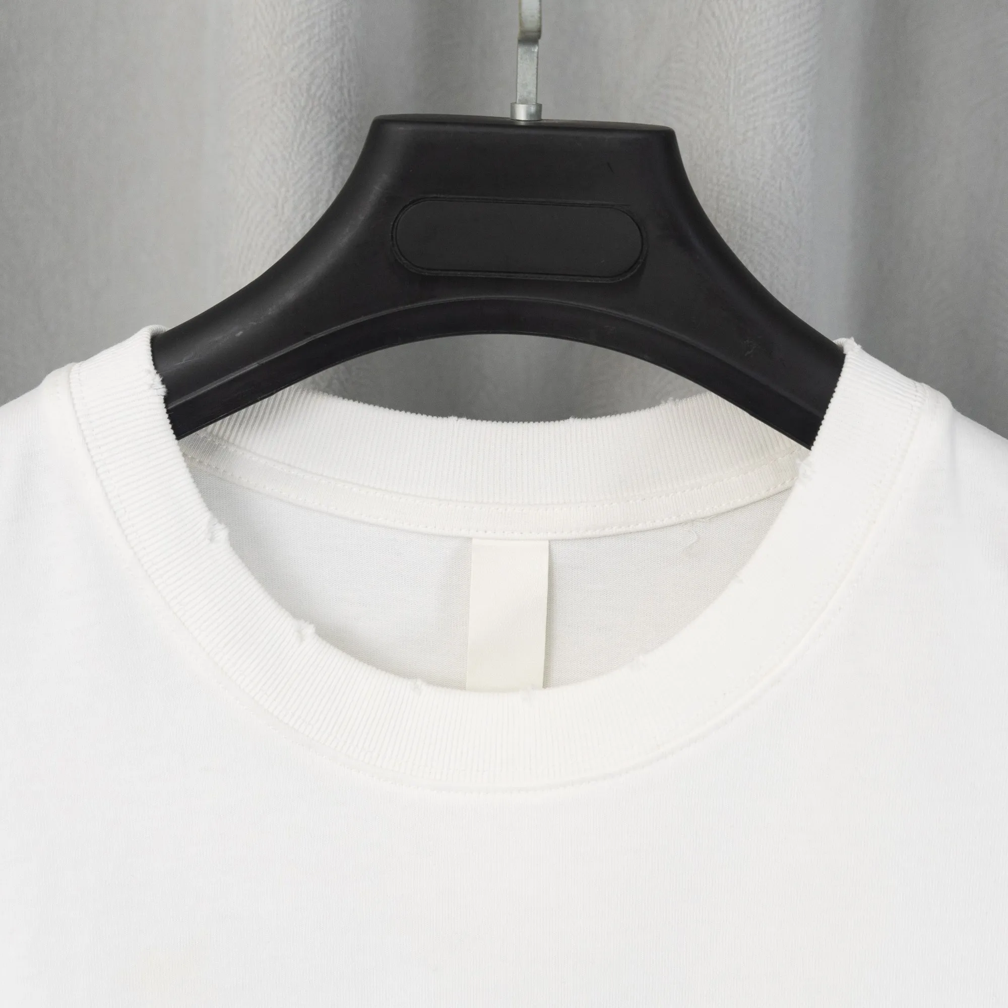 （ ， ） ： Size：S M L XL 26SS New Arrival Same Style ， ， ， S 116 74 22 M 120 76 22.5 L 124 78 23 XL 128 80 23.5